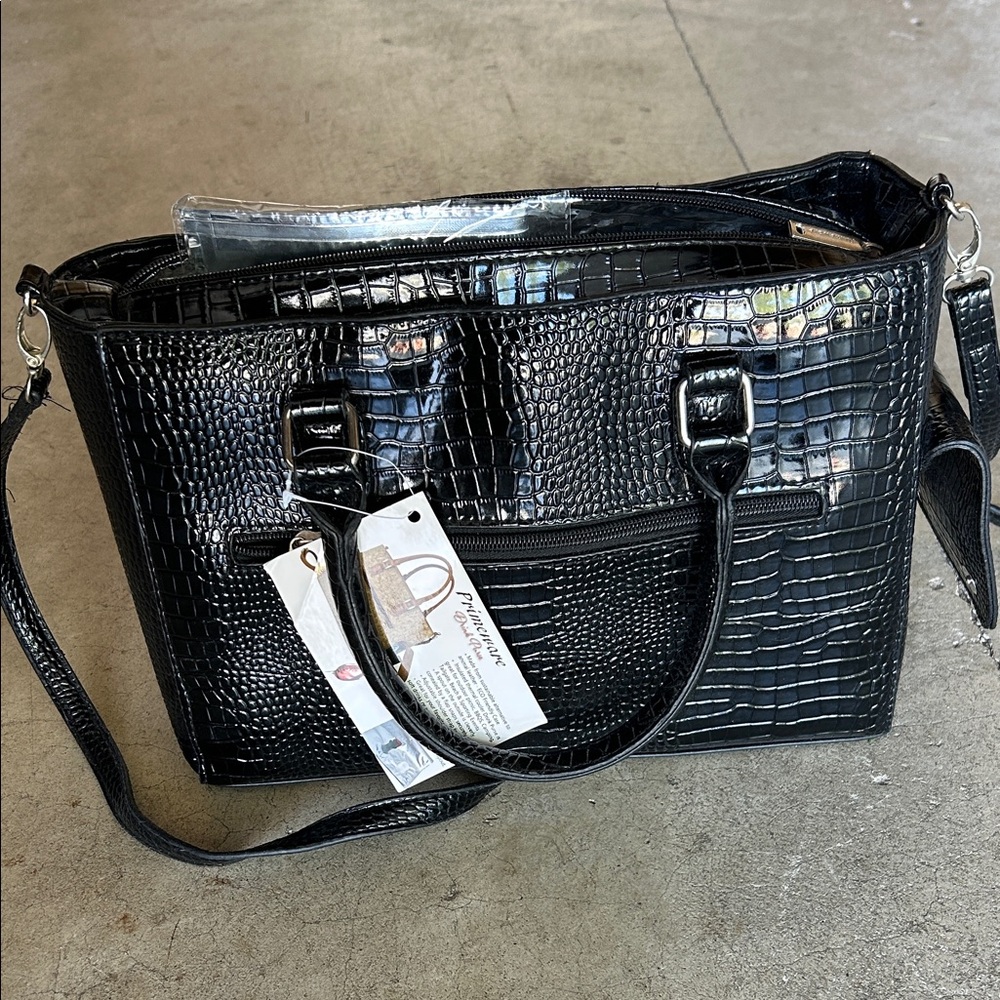 Elegant Black Crocodile-Embossed Tote Bag
